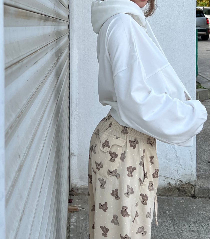 Beyaz Kapüşonlu Ceket