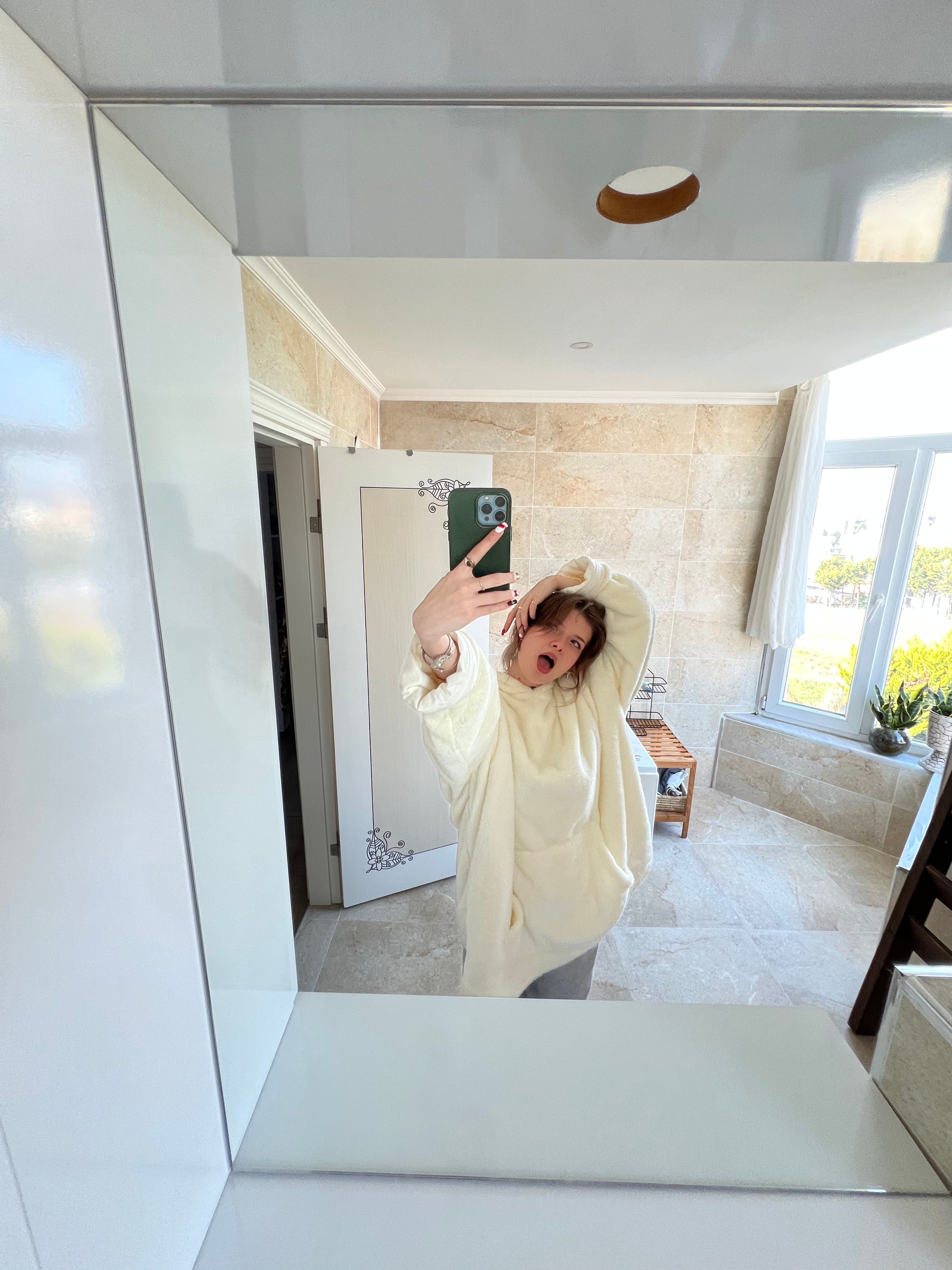 Çift Taraflı Giyilebilir Battaniye(krem)