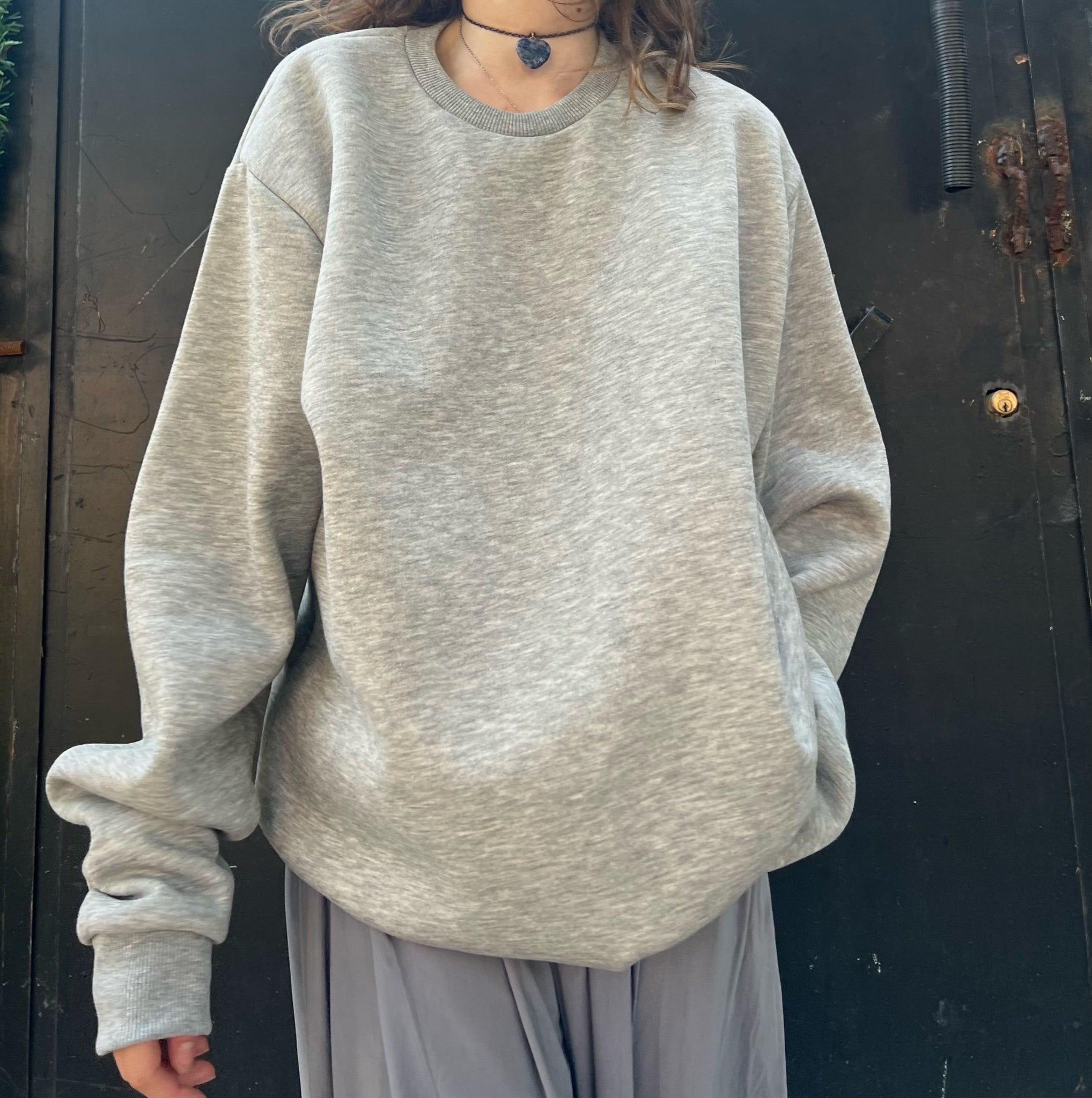 Yuvarlak Yaka Basic Sweatshirt (gri)