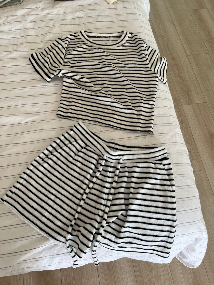 Havlu Çizgili Takım