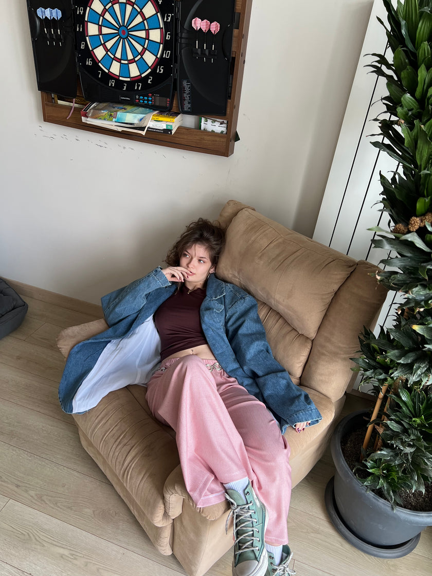 Pijtolon Pöti pembe