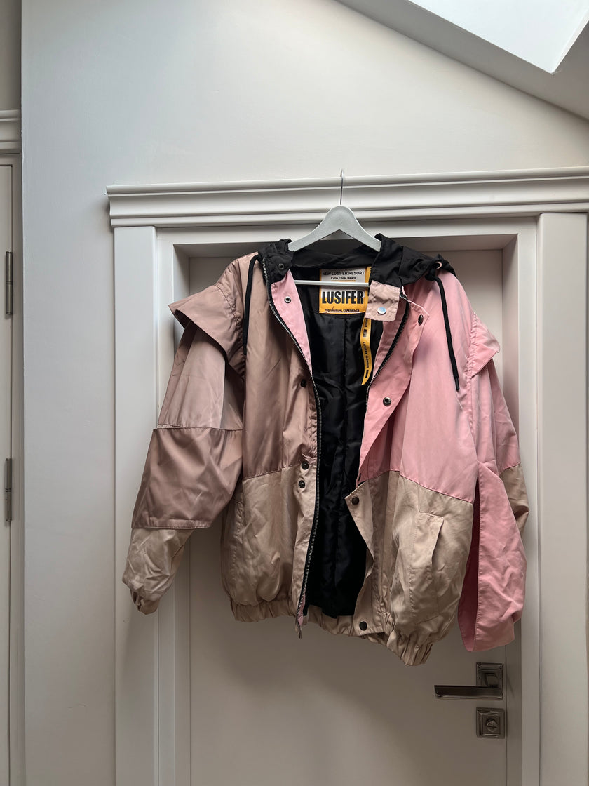 Fırfır kol şişme mont