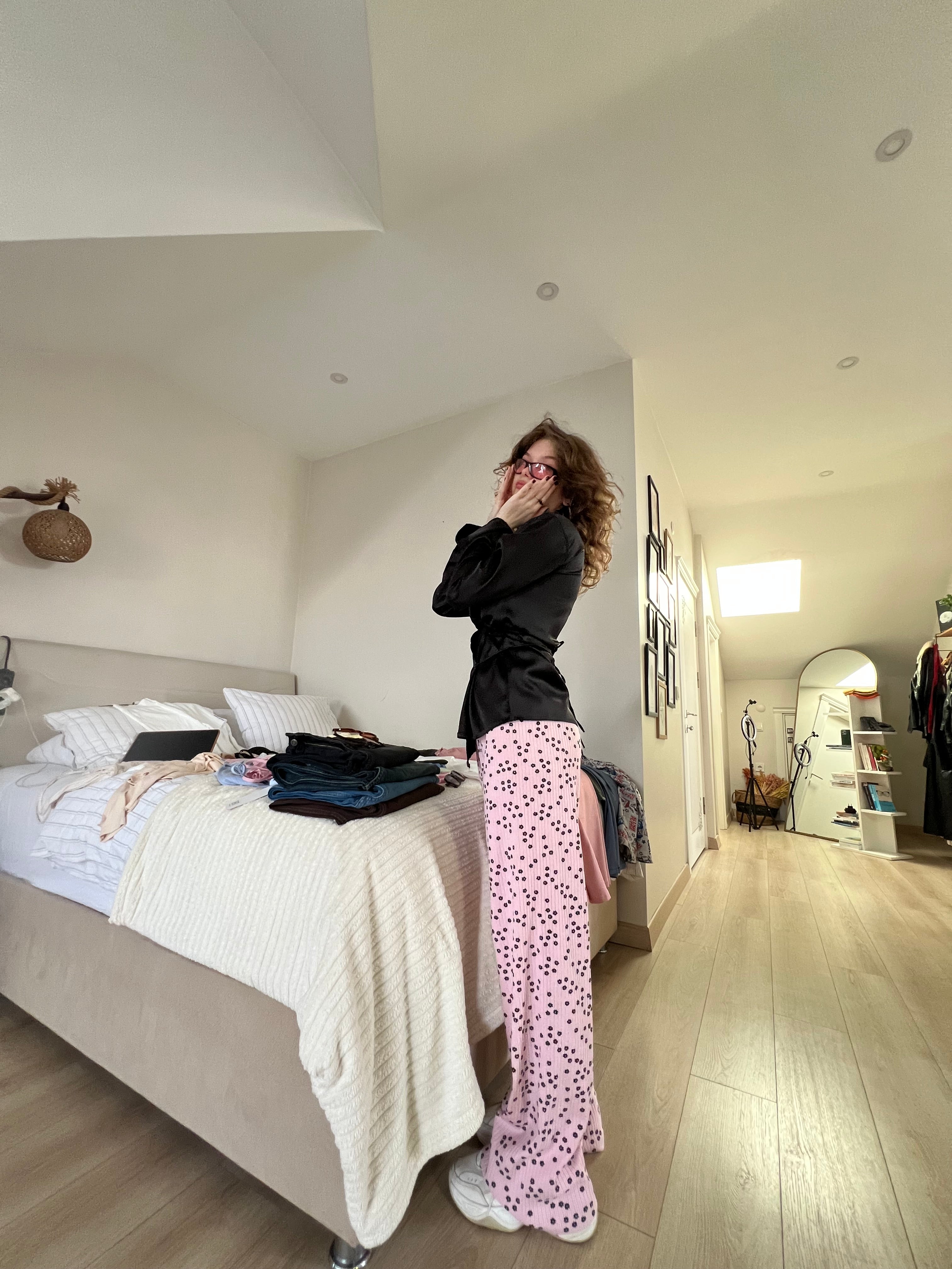 Pijtolon Pudra(siyah çiçekli)