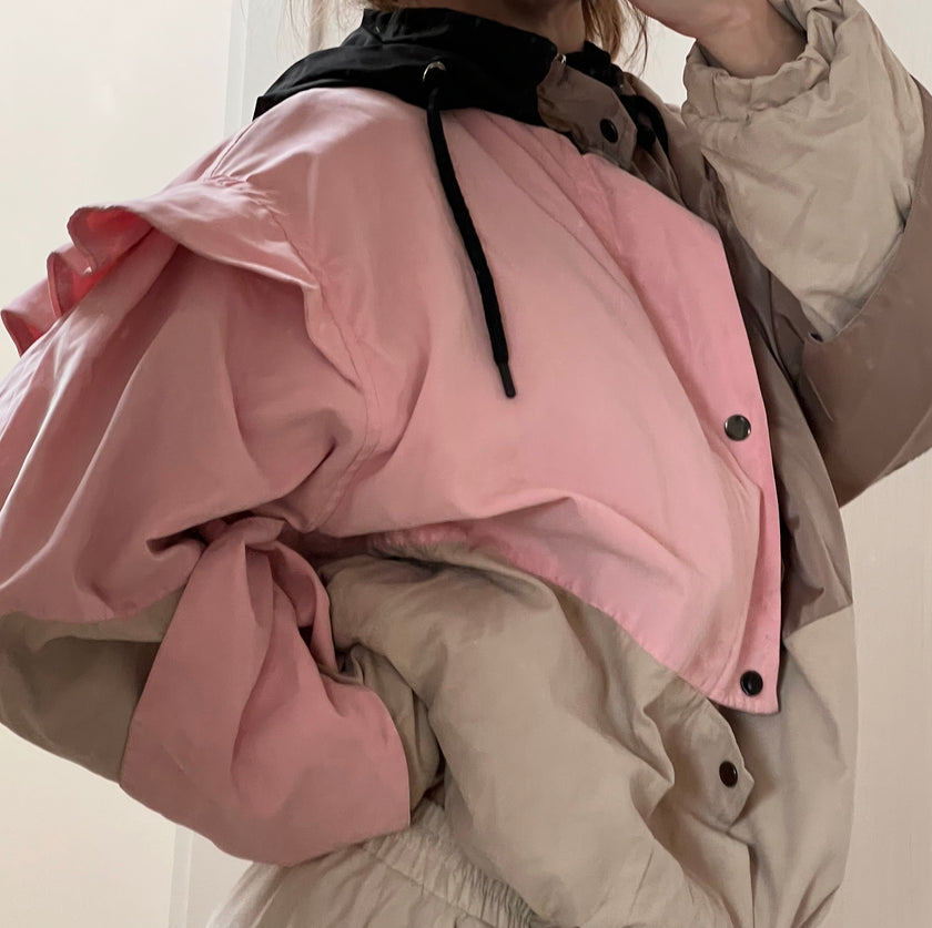 Fırfır kol şişme mont