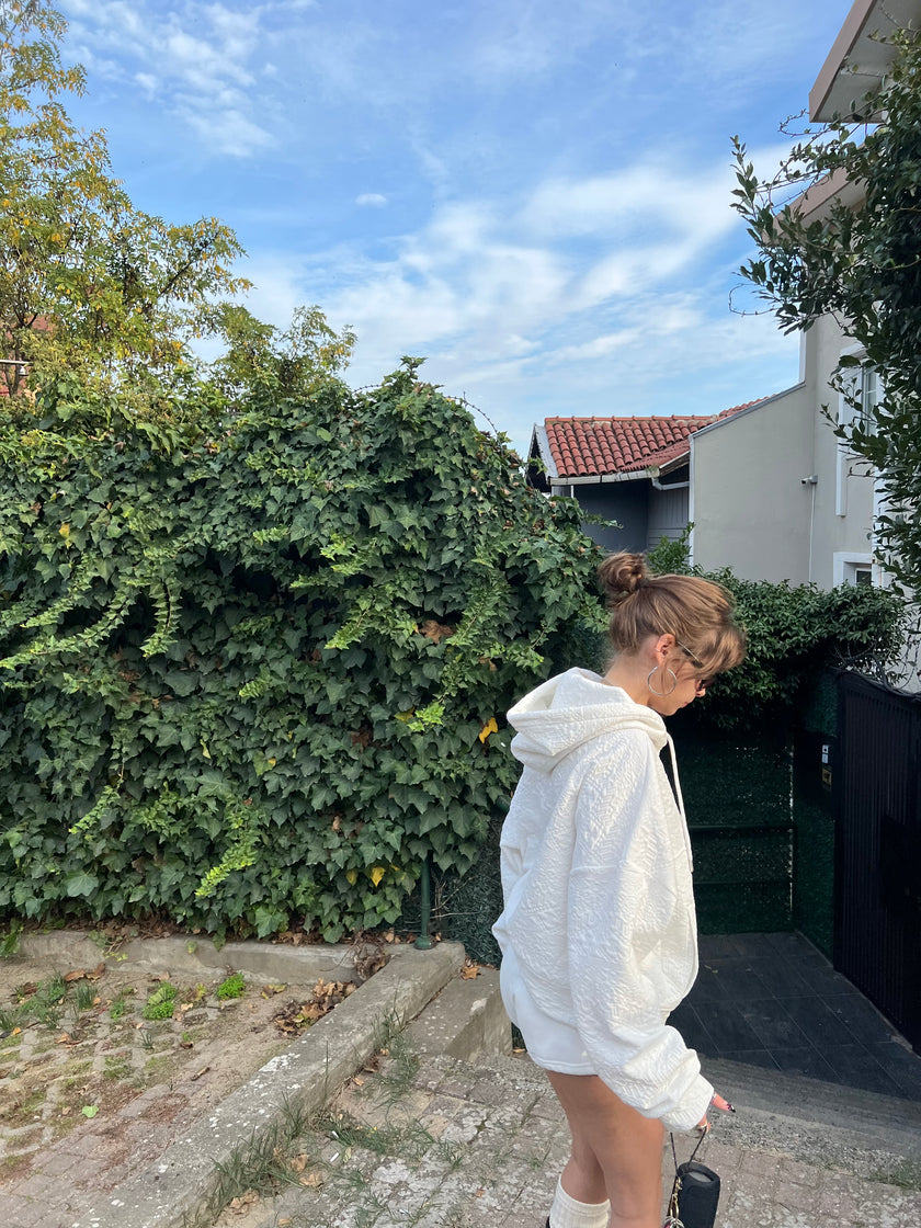 Beyaz Baskılı Hoodie