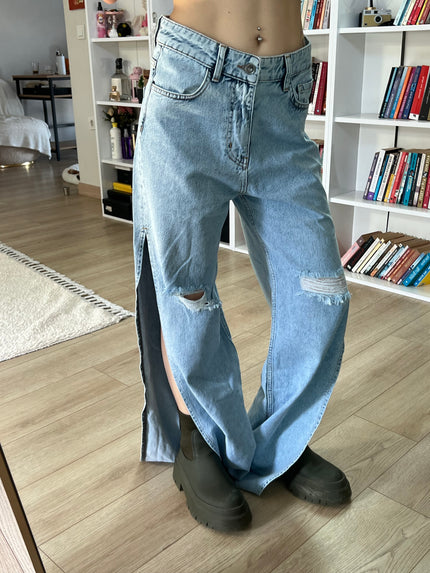 Yanları yırtmaçlı jean 2