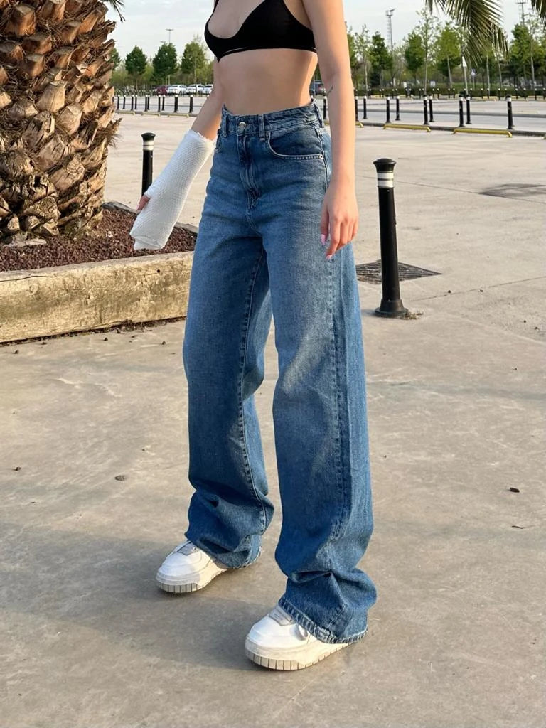 Straight Jean