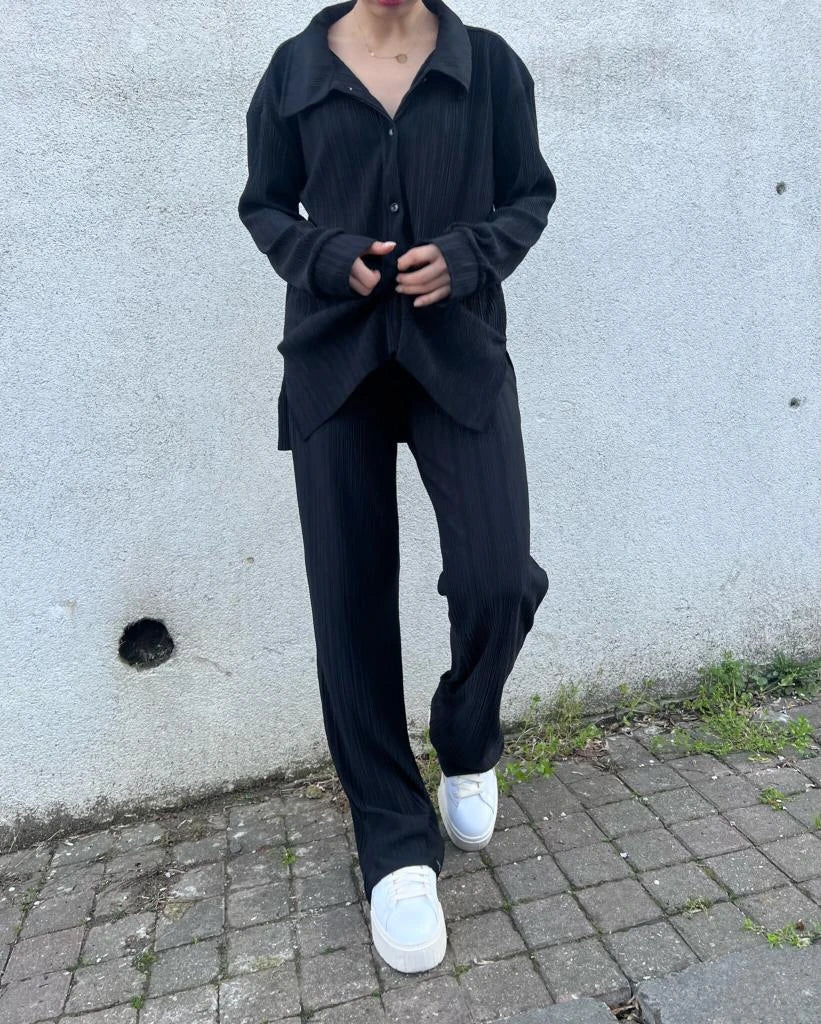 Ultra Kaliteli Pliseli Takım ( siyah)